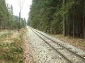 Rekonstruovaná trať u Malého Ratmírova.